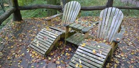 The EMPTY Chair